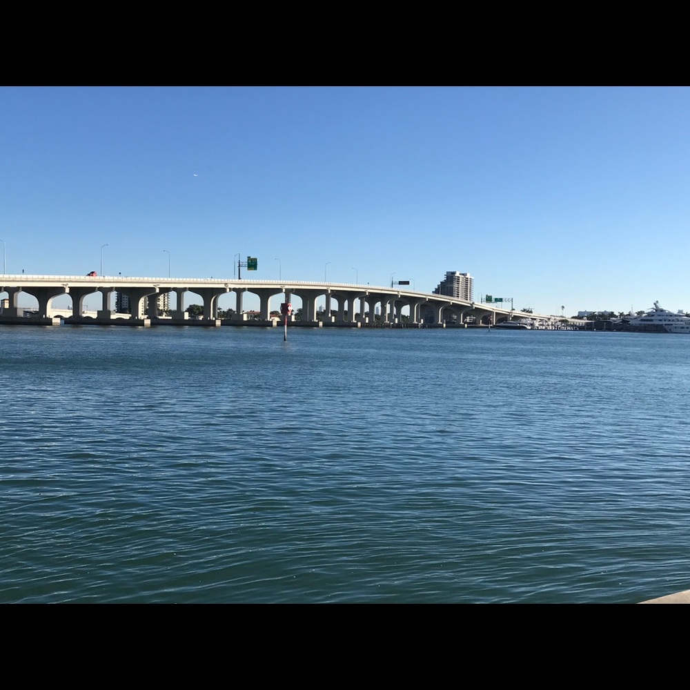 Meet your Posher, Jeniffer